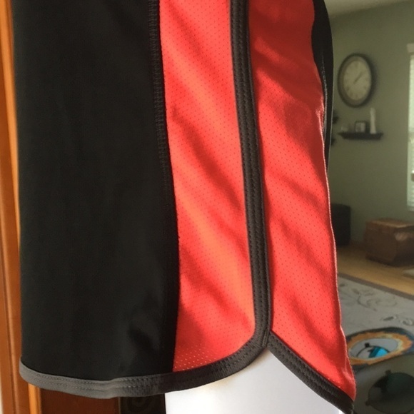 Nike Dri-fit Reflective Long Sleeve Shirt Athletic Workout Running Dry Fit Top - Picture 3 of 8